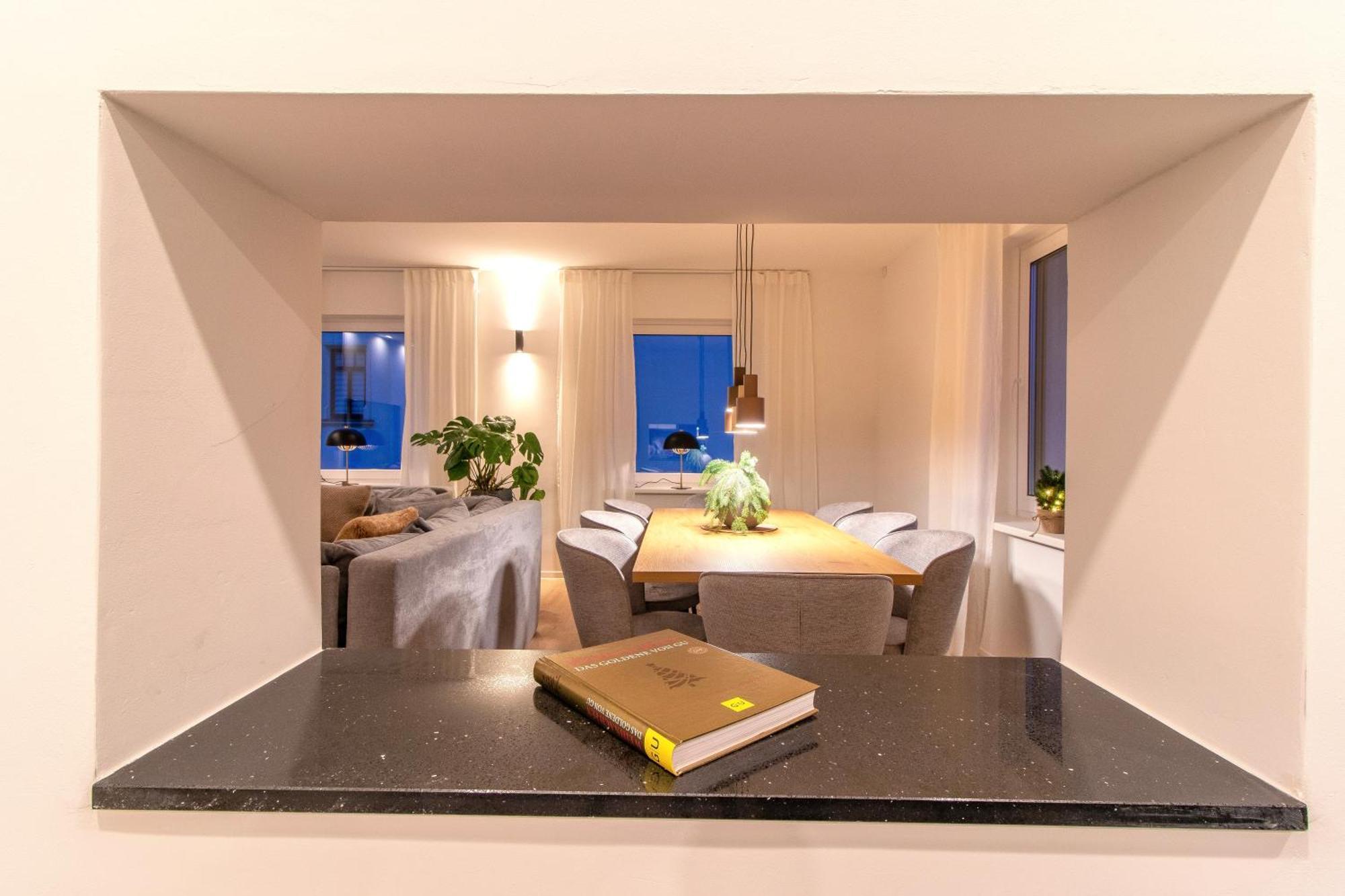 Stilvolles City-Apartment I Netflix I Wlan L Stellplatz I Zentral Schwarzenberg/Erzgebirge Exterior foto