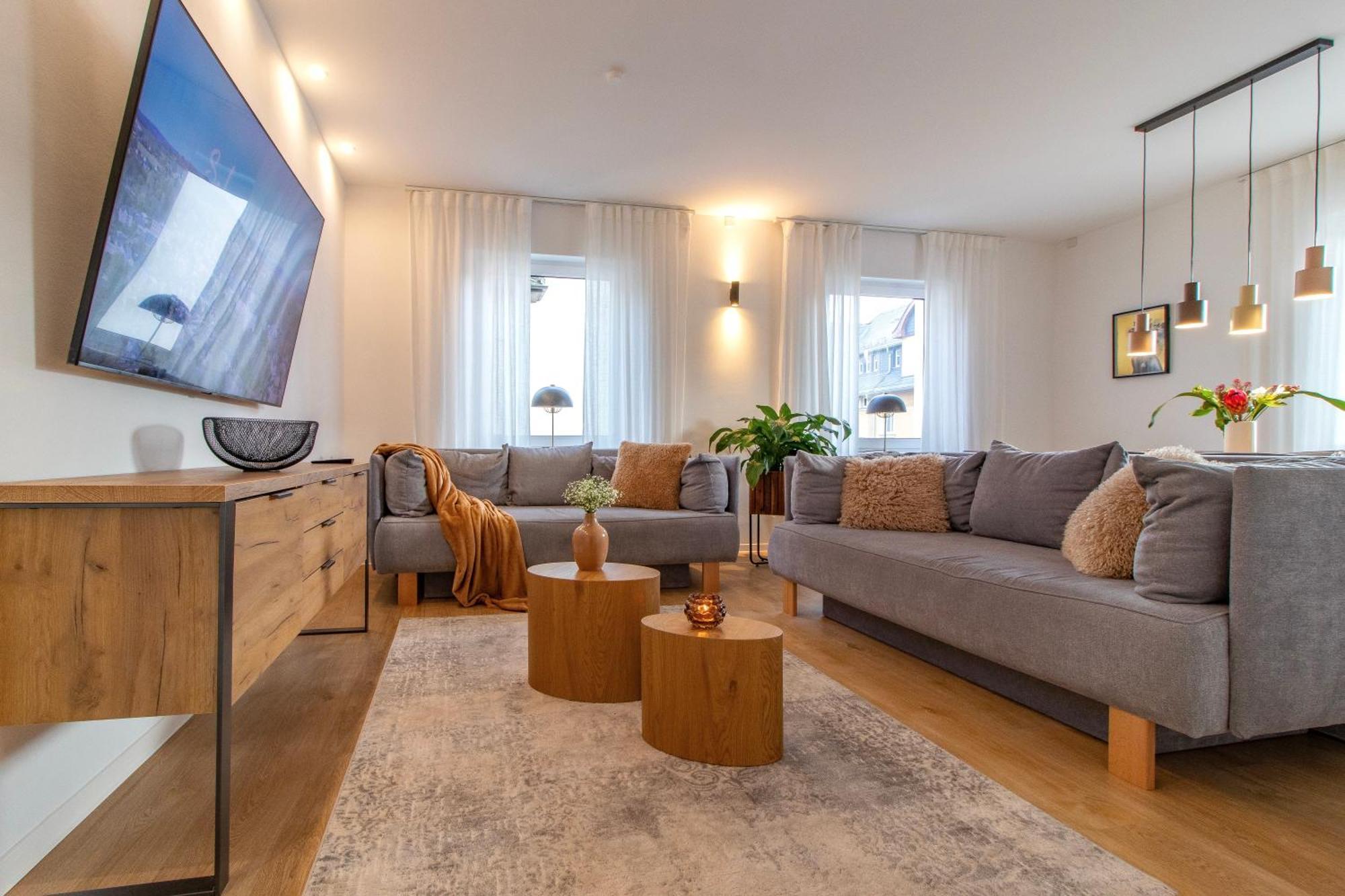Stilvolles City-Apartment I Netflix I Wlan L Stellplatz I Zentral Schwarzenberg/Erzgebirge Exterior foto