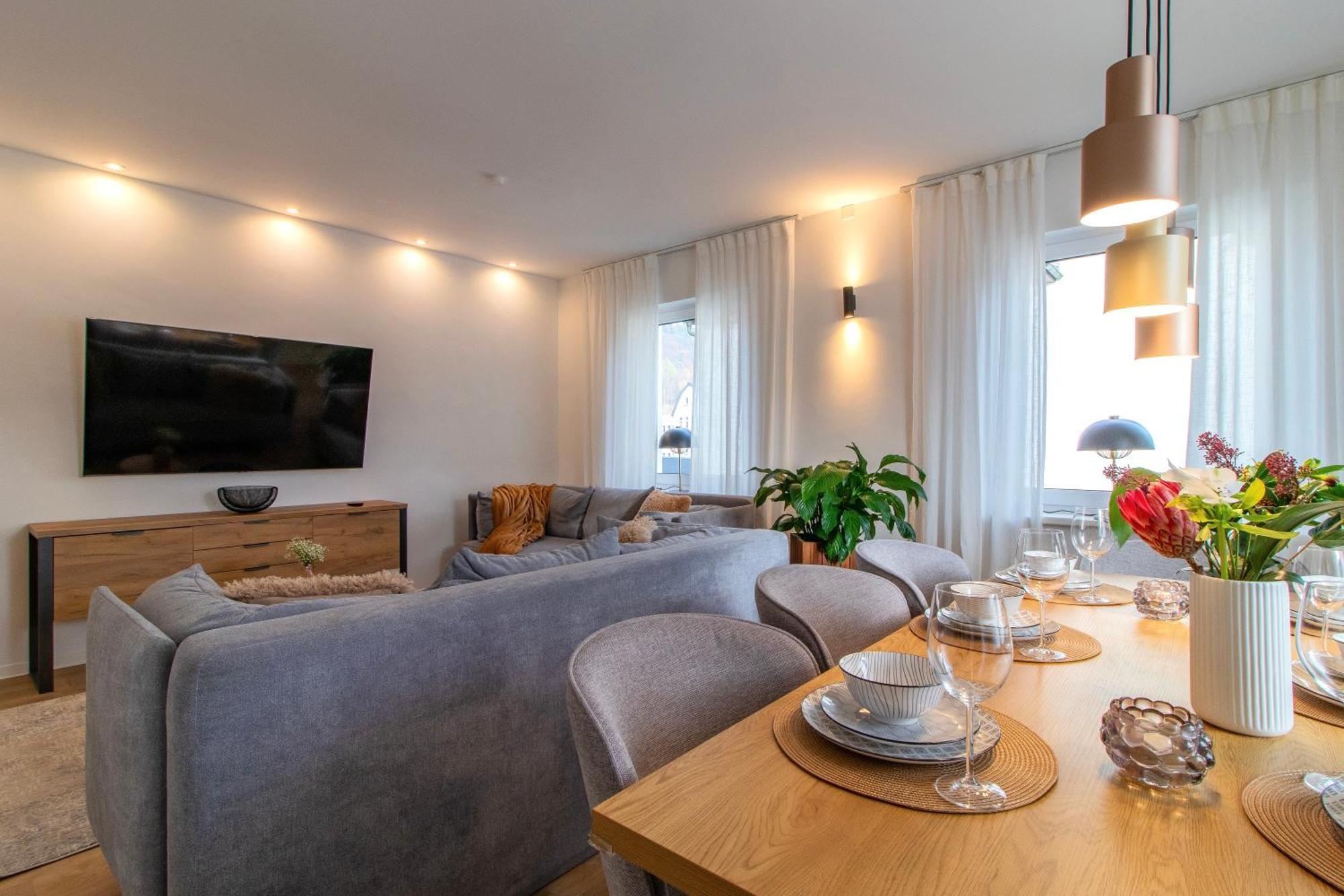 Stilvolles City-Apartment I Netflix I Wlan L Stellplatz I Zentral Schwarzenberg/Erzgebirge Exterior foto